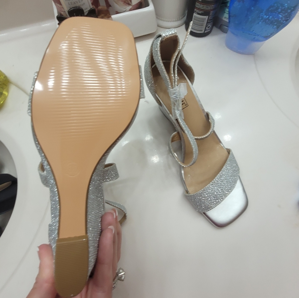 Silver Strappy Women's Wedge Heels Size Says 5.5 But  Fit Like 6 Or 6 1/2 NEW!!